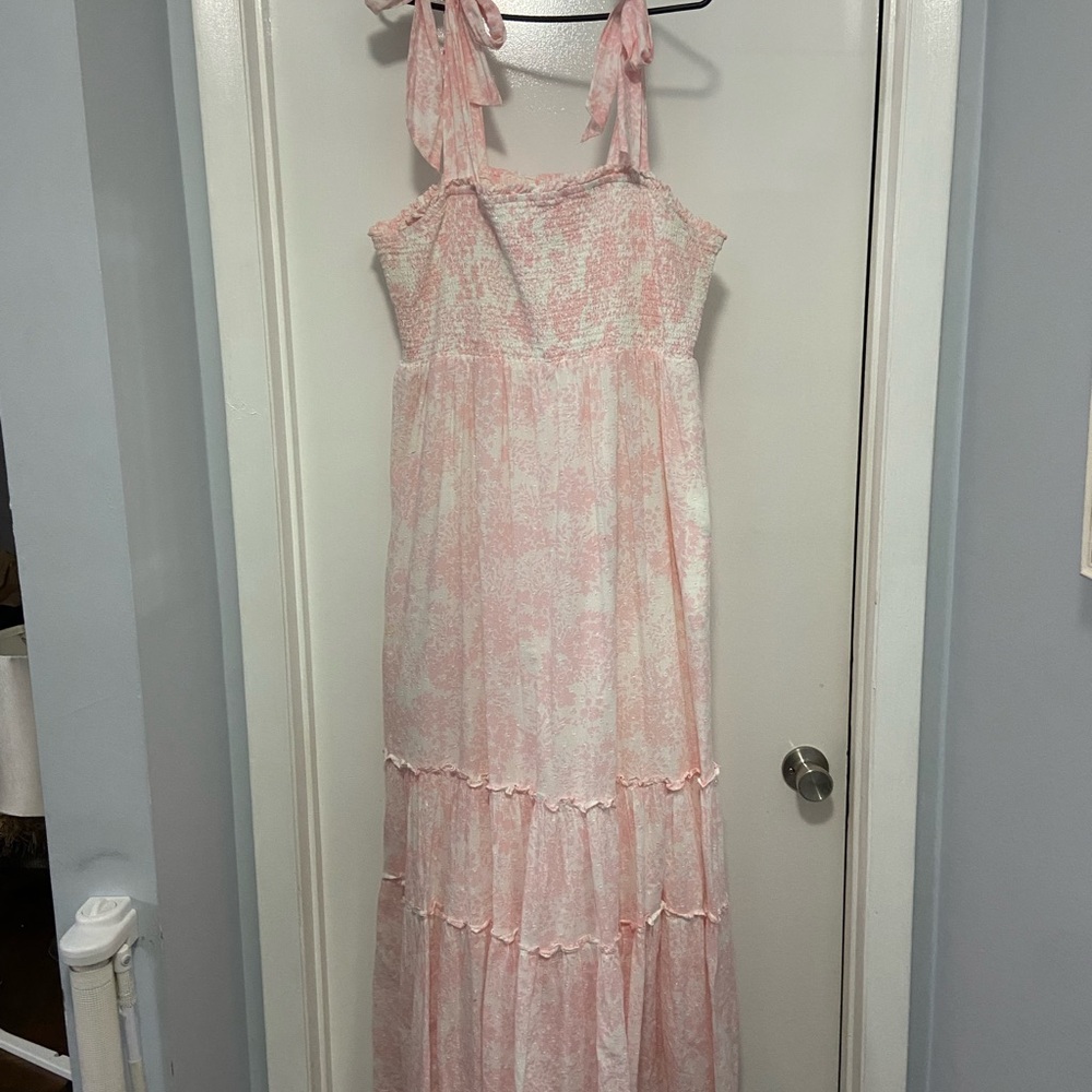 Crown & Ivy Pink Textured Dress